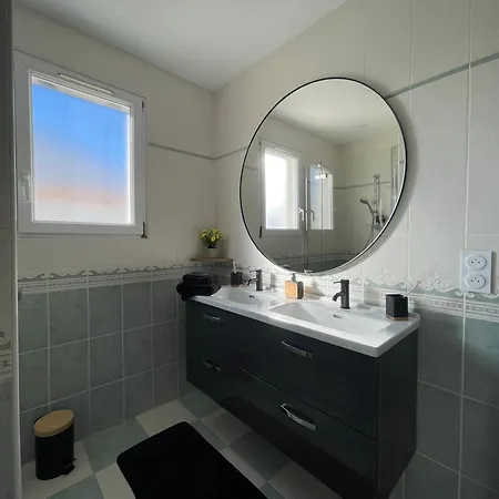 Holiday home Maison A St Palais Sur Mer Saint-Palais-sur-Mer